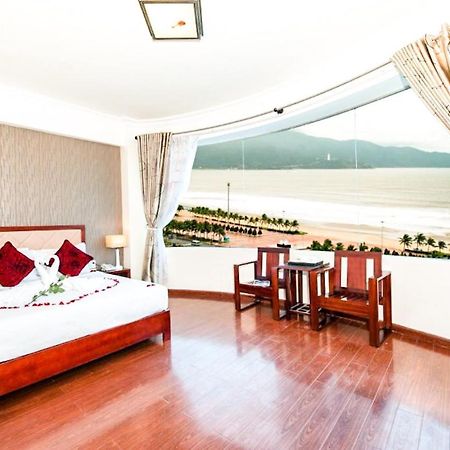 Truong Son Tung 1 - Beautiful Beach Hotel Da Nang Exteriör bild